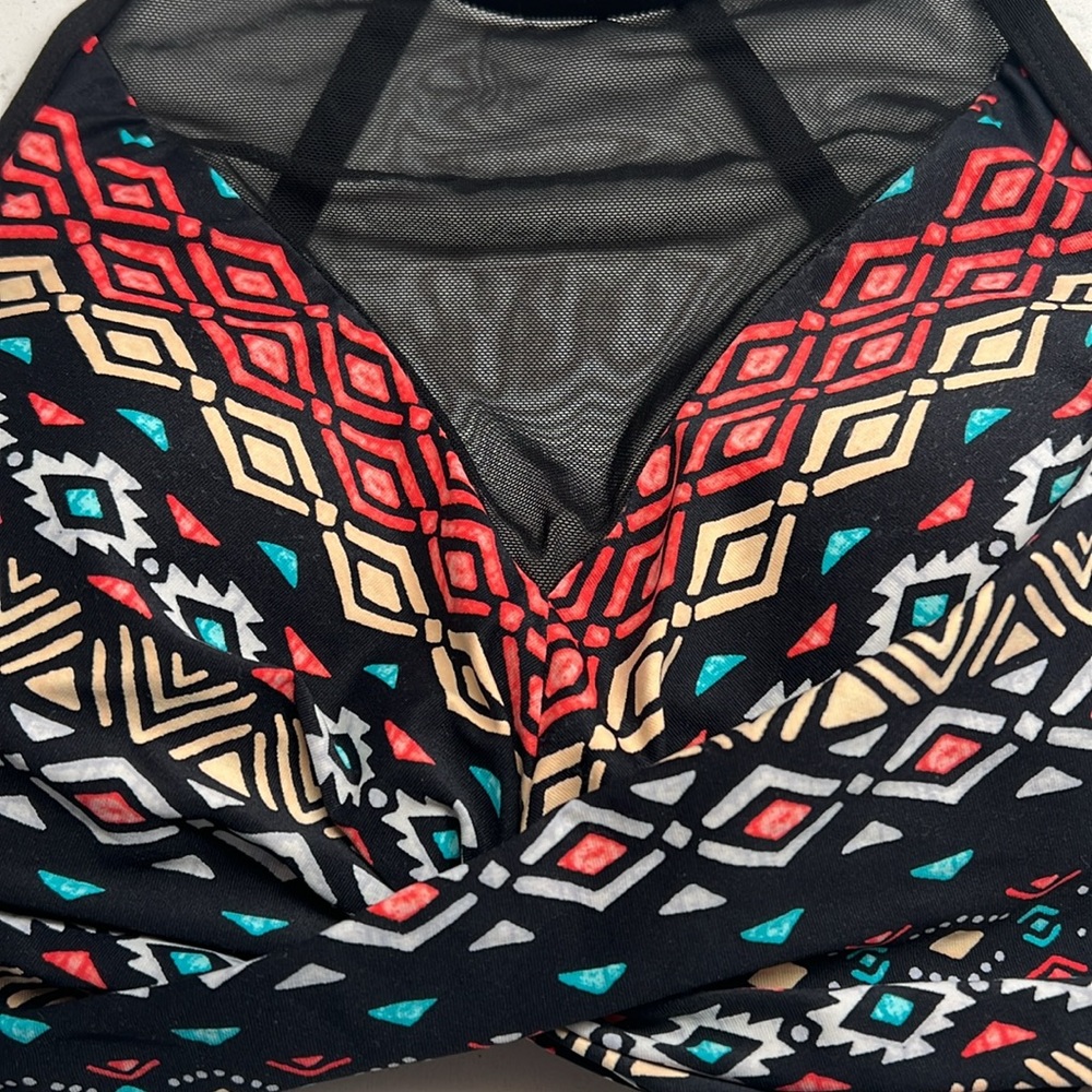 Coco Reef Bra Sized Underwire‎ Bikini Top Size 32/34C Black Aztec Print